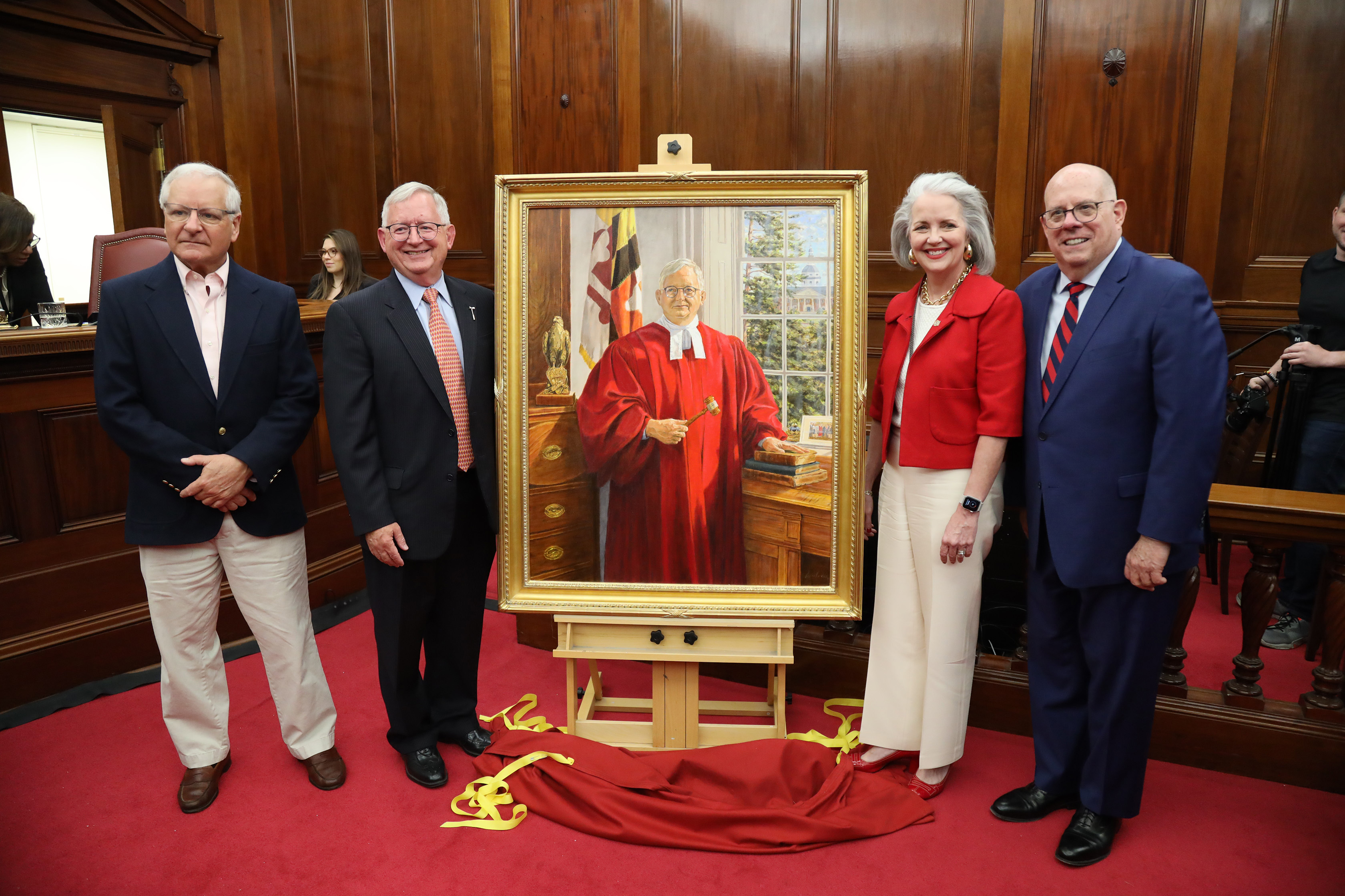 Chief Judge Getty portrait ceremony photo